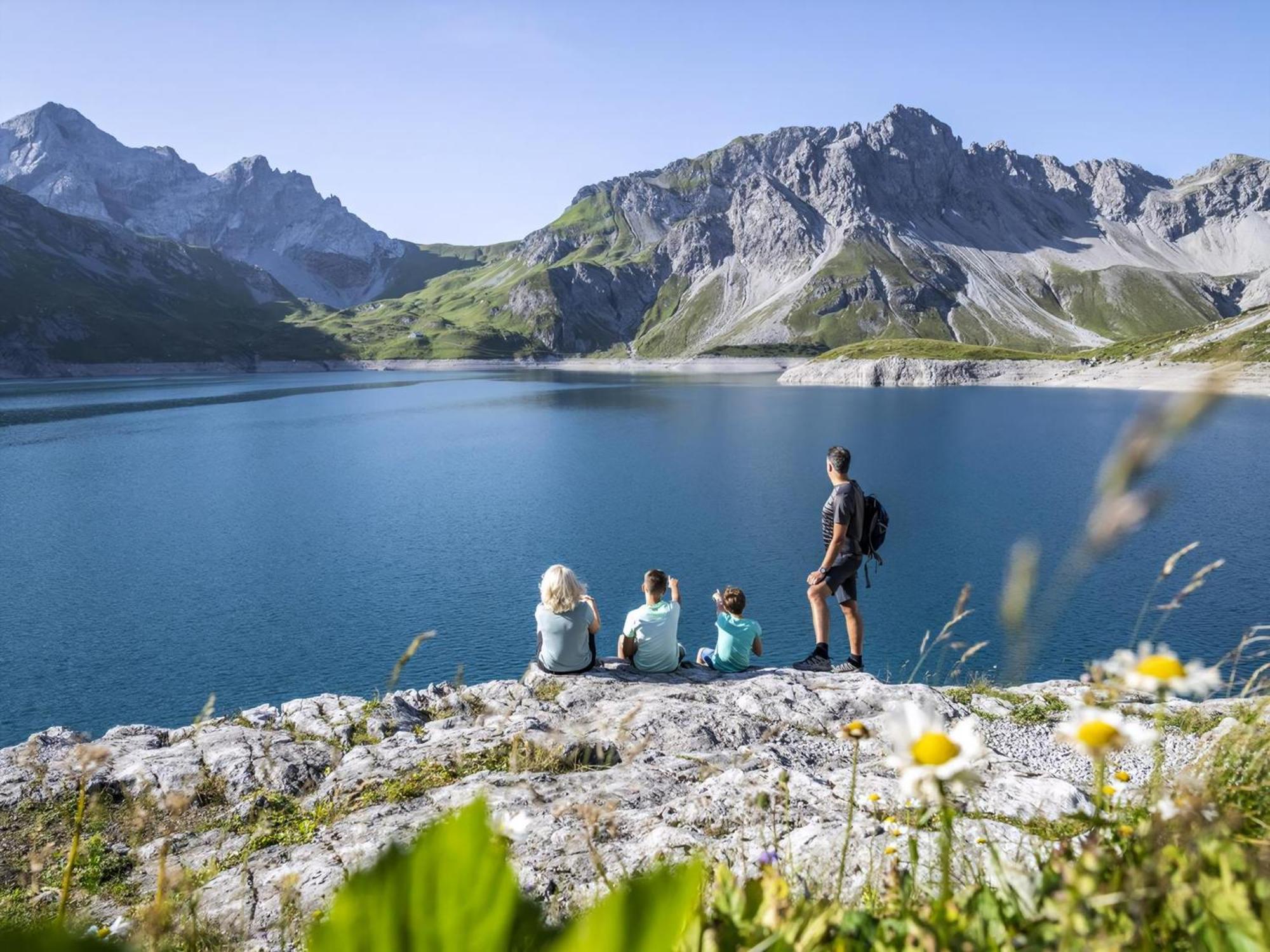 Landal Brandnertal Hotel Bürserberg Buitenkant foto